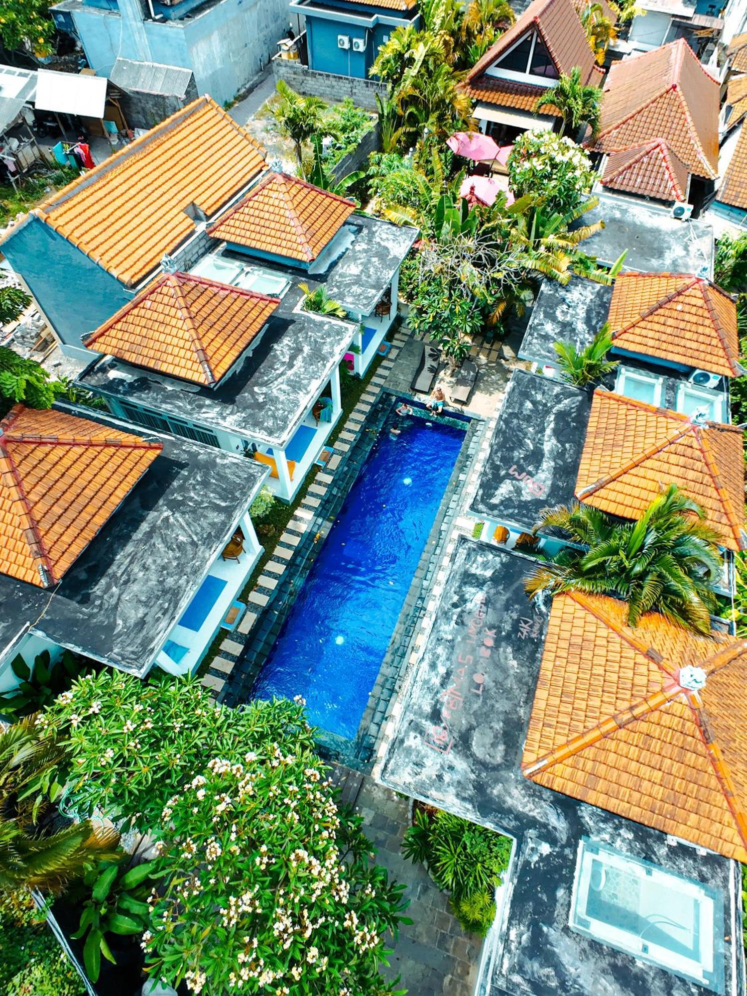 Bali Stuti Jimbaran Inn Exterior foto