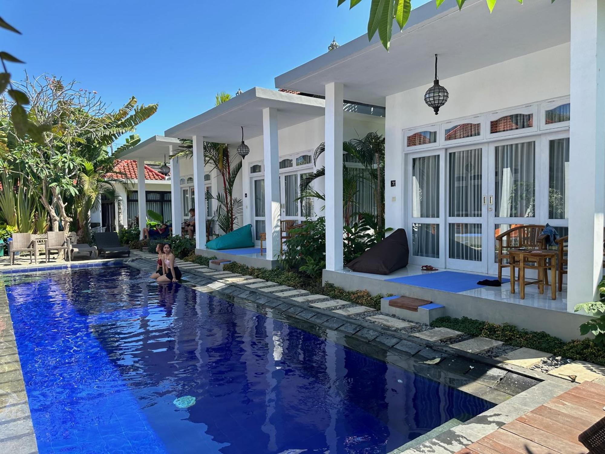Bali Stuti Jimbaran Inn Exterior foto
