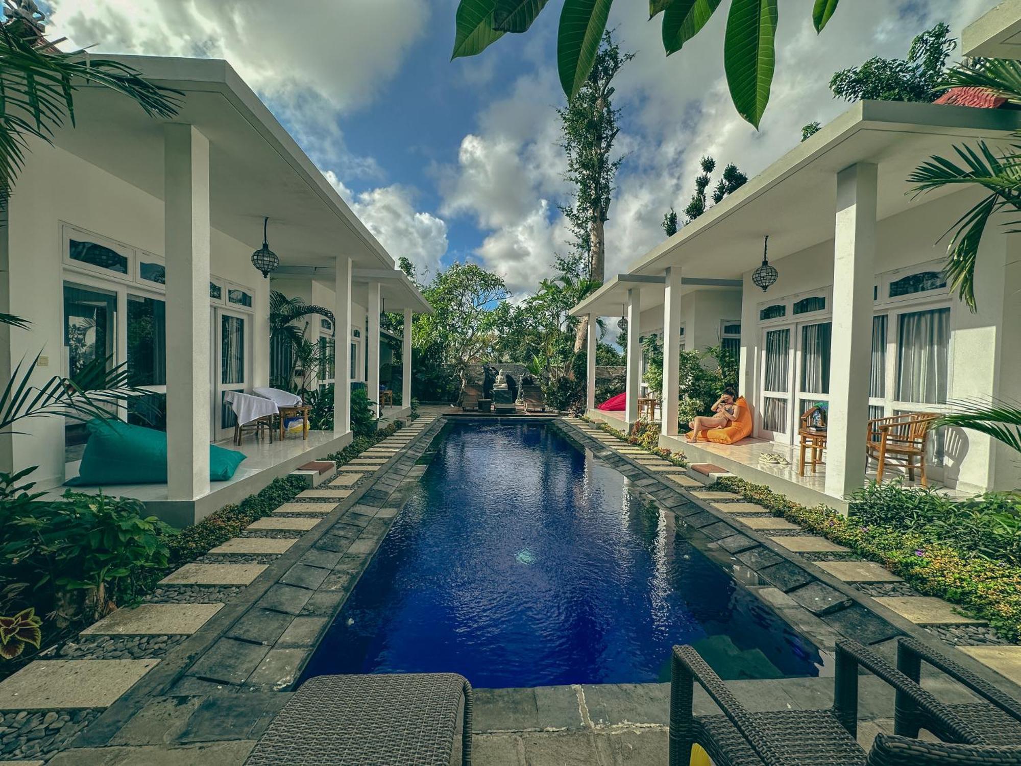 Bali Stuti Jimbaran Inn Exterior foto