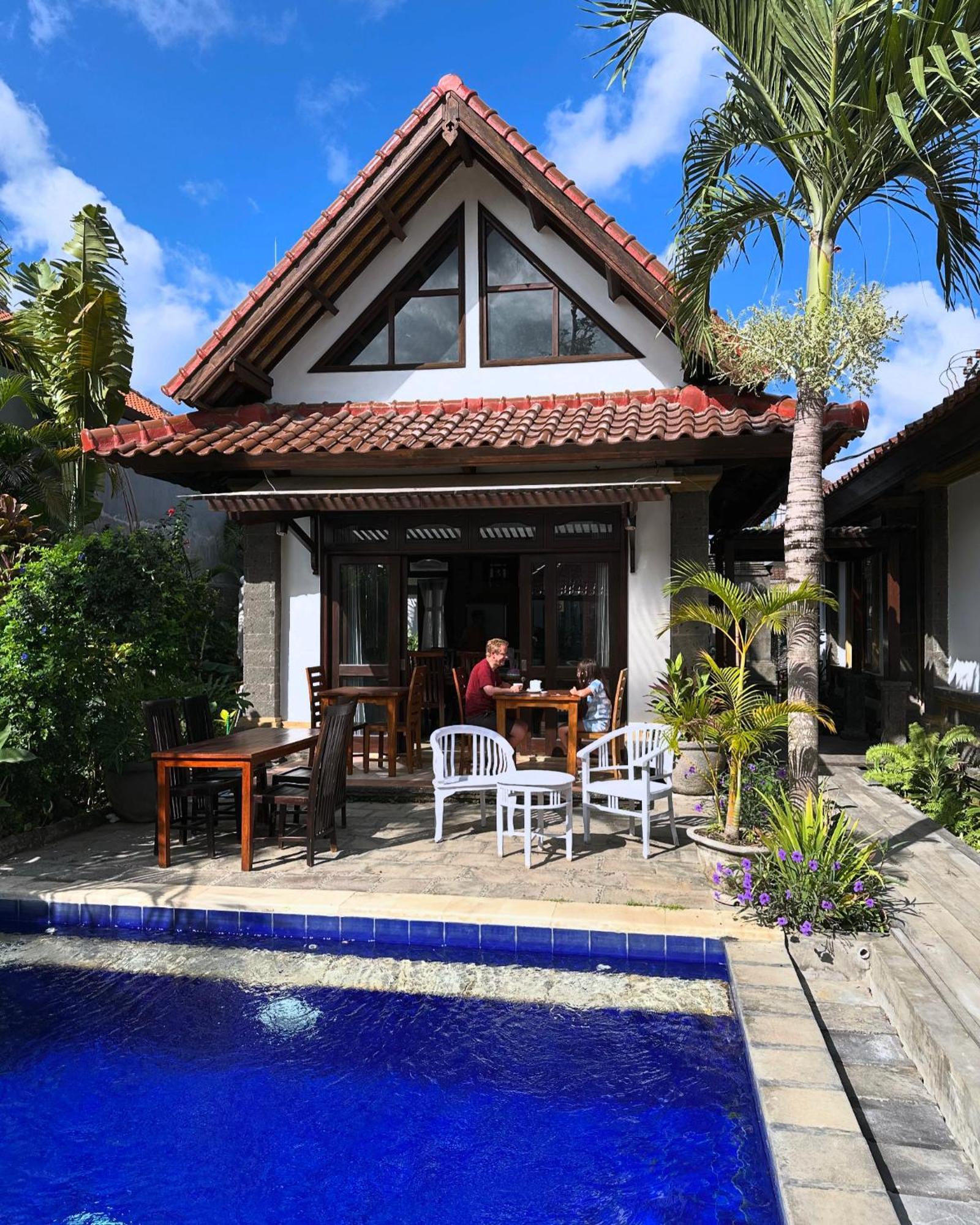 Bali Stuti Jimbaran Inn Exterior foto
