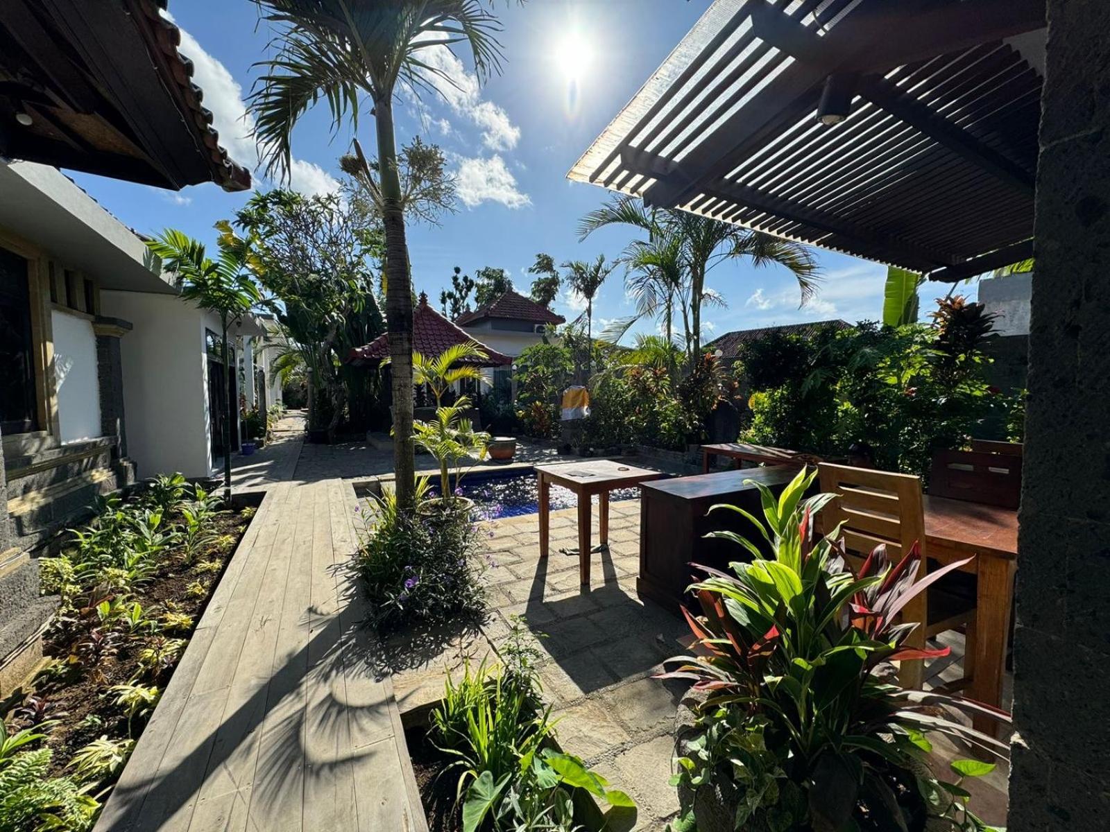 Bali Stuti Jimbaran Inn Exterior foto