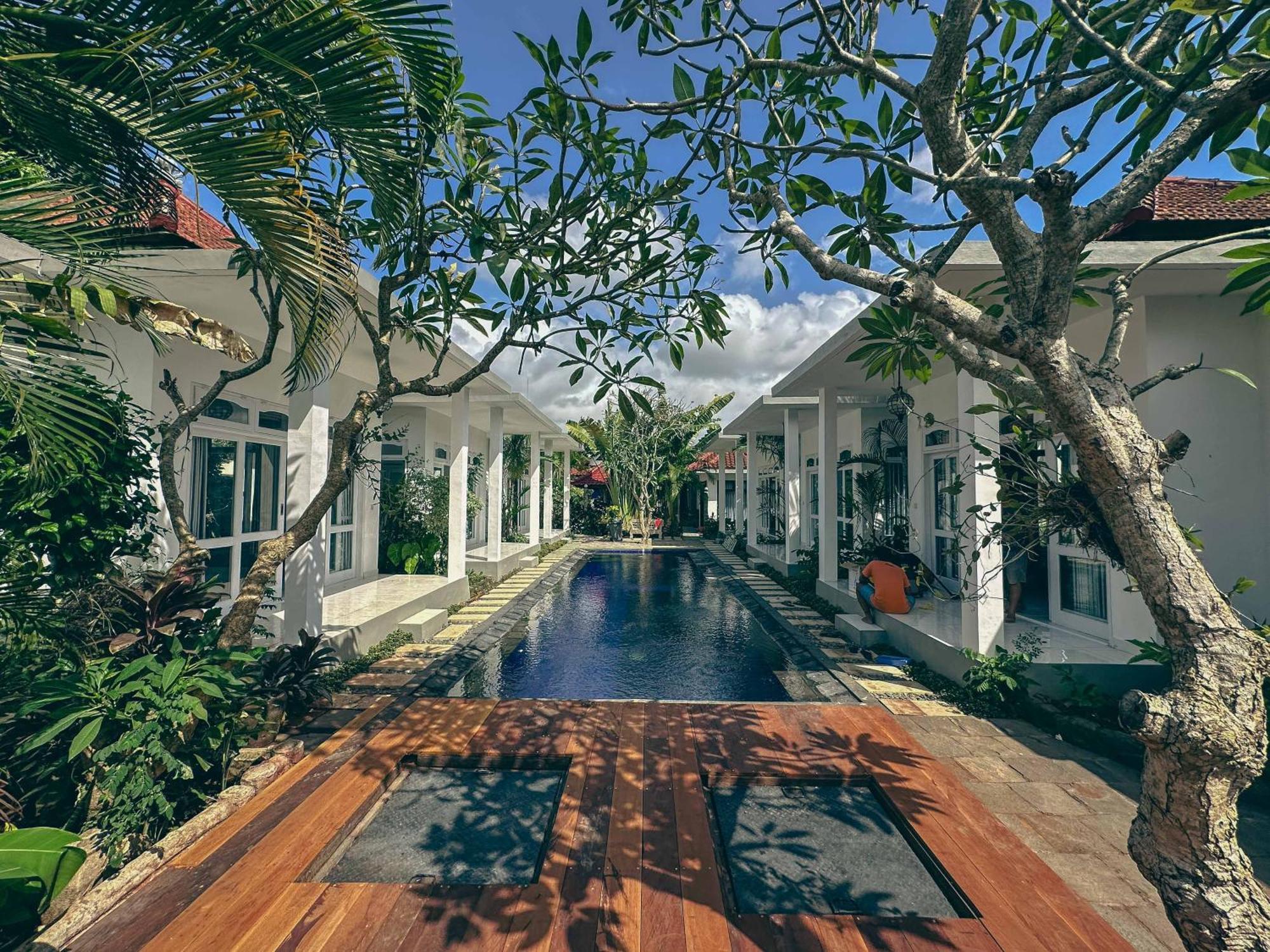 Bali Stuti Jimbaran Inn Exterior foto